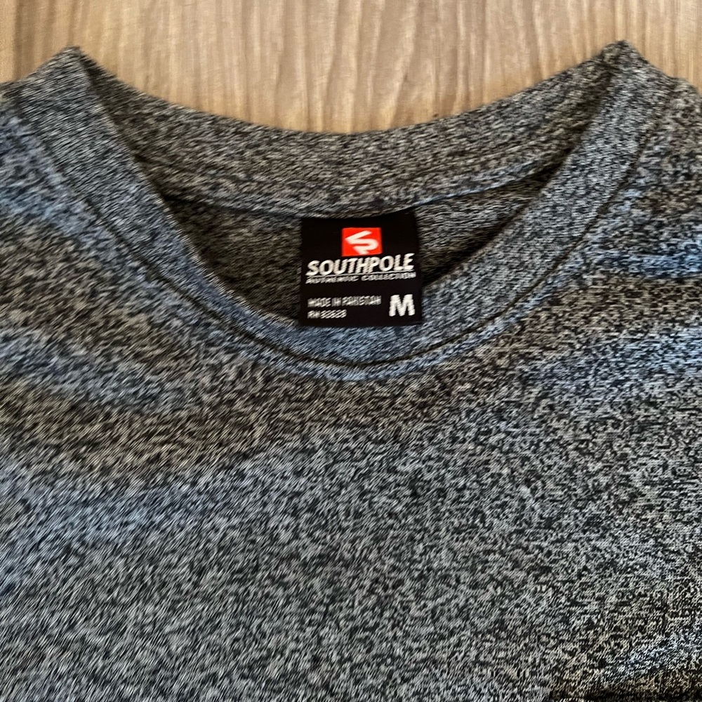 SOUTHPOLE styled t-shirt - Picture 5 of 6